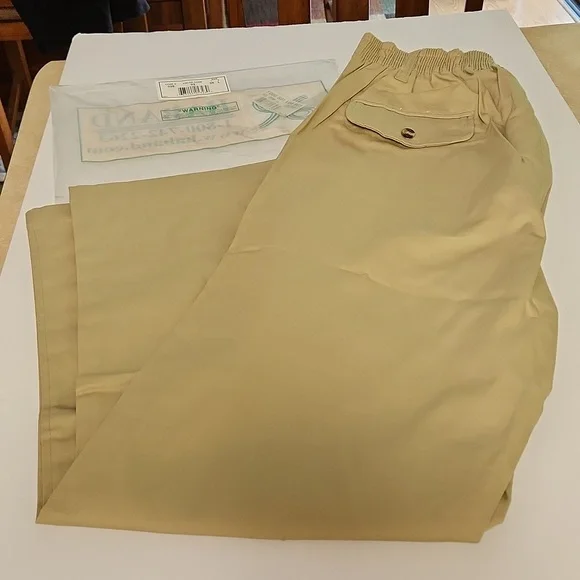 New in pkg Haband mens pants 36L - lightweight khaki - Picture 4 of 7